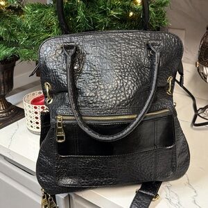 Elegant Black polyurethane Handbag